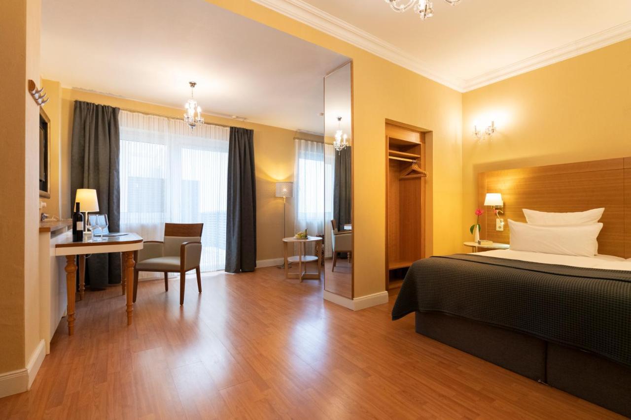 קובלנץ Hotel Kleiner Riesen מראה חיצוני תמונה